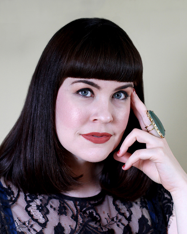 head shot of Caitlin Doughty