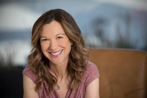 Lori Gottlieb Head Shot