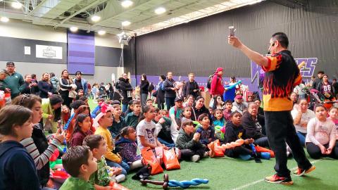El Mago the magician getting the crowd ready for his next magic trick