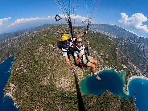 Brian Michalski paragliding over Turkiye