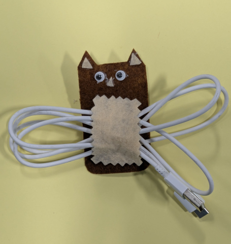 Photo of December Tween DIY Kit craft: Cheery Cord Keepers.