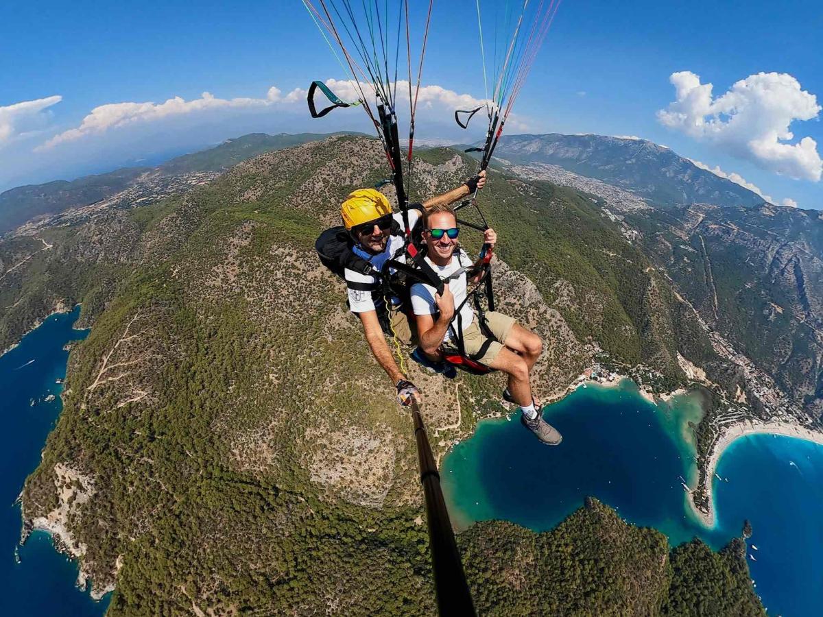 Brian Michalski paragliding over Turkiye