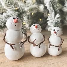 3 clay snowmen